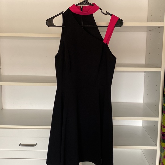 Alice + Olivia black and fuchsia cocktail dress. Sz 4 BNWT - Picture 3 of 6